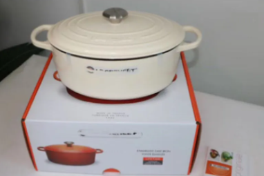 Oval Cast Iron Cooking Pot